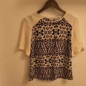 A.L.C Top Leopard Print Silk Size 4 Short Sleeve Raglan Blouse